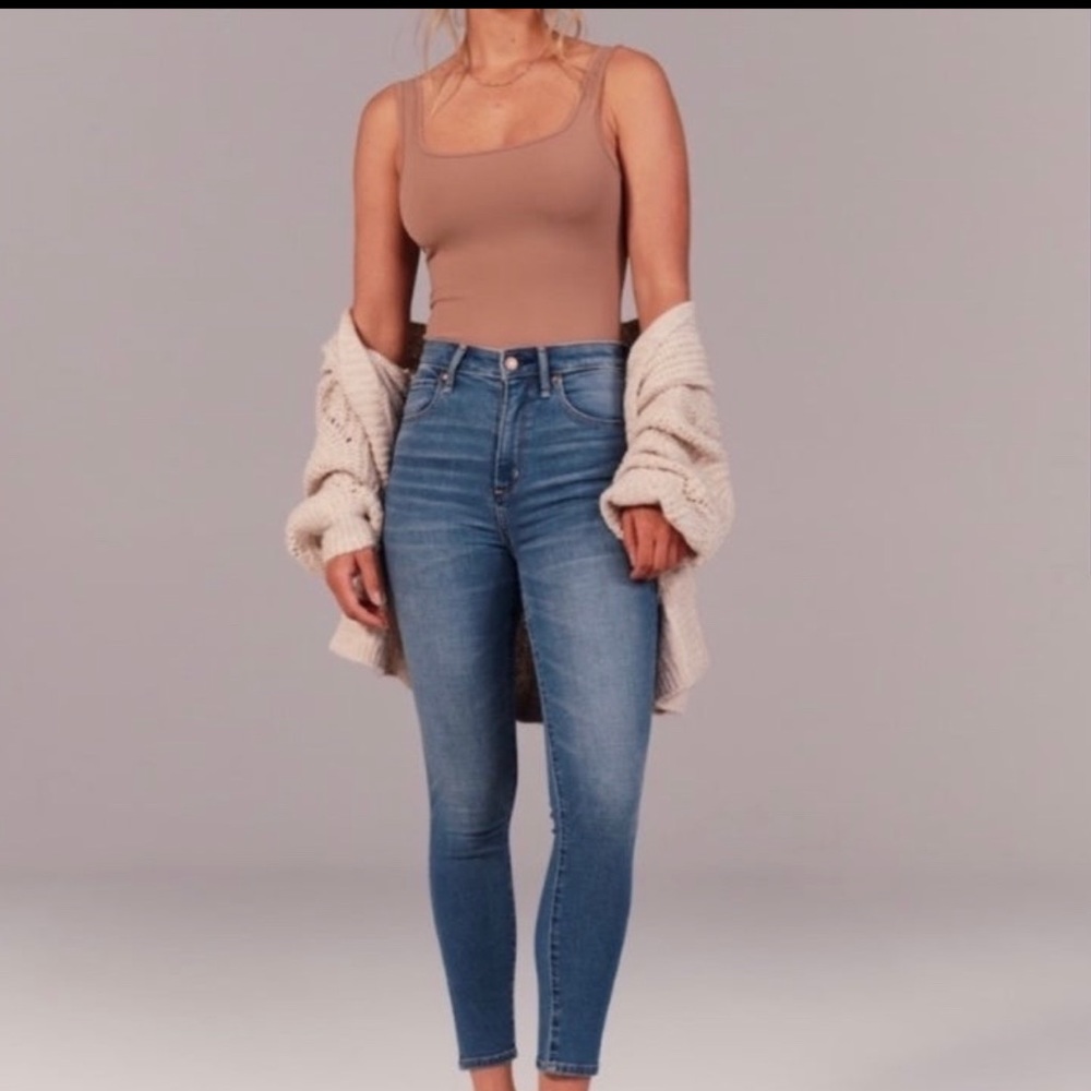 Abercrombie & Fitch Super Skinny High Rise 8